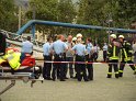 2 Denkmalkletterer hielten Feuerwehr und Polizei in Trapp Koeln Heumarkt P146